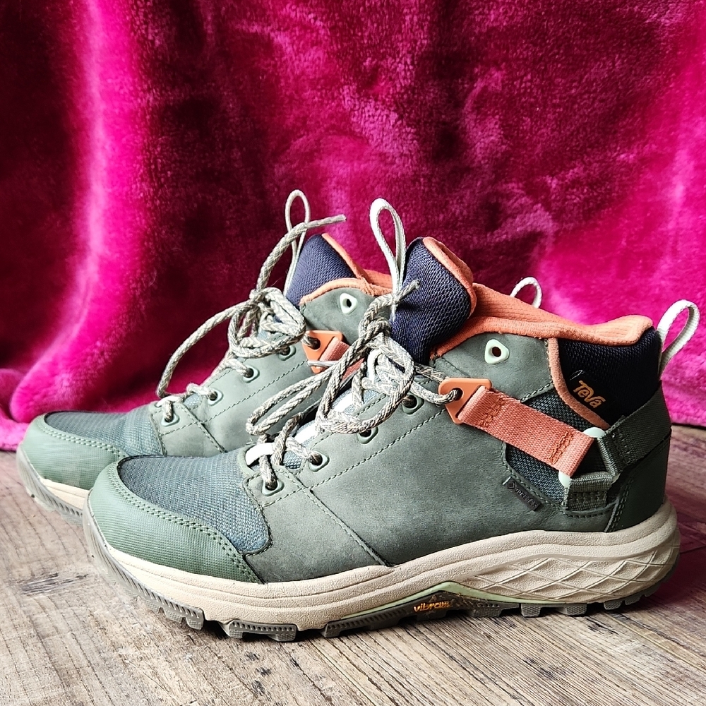 Teva Green and Orange Hiking Boots